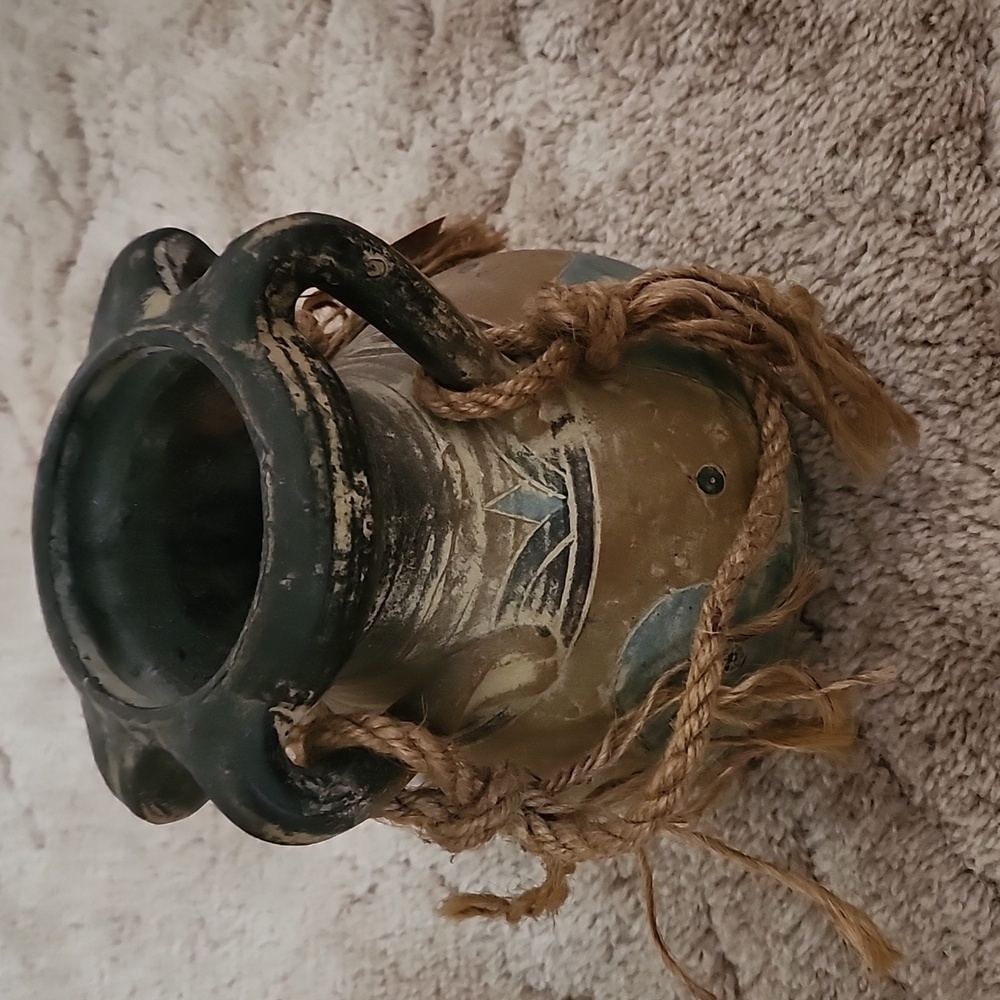 Vintage River Junction Pottery Works Handmade Stoneware Vase Urn The vase featu - Picture 3 of 9